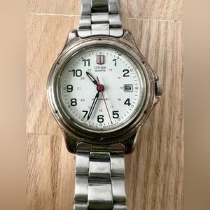 Citizen ladies silver tone classic dress watch NEW BATTERY